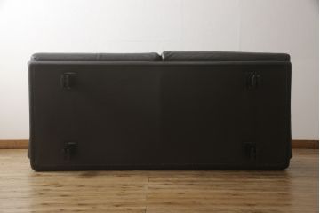 中古　B&B　ITALIA(イタリア)　ARANDA(アランダ)　上質な空間づくりにおすすめの本革(レザー)張り2.5人掛けソファ(2人掛けソファ、3人掛けソファ)(定価約120万円)(R-059555)