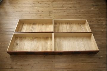 中古　美品　岩谷堂箪笥　奥行たっぷりサイズの特注品!和の趣あふれる衣装箪笥(チェスト、洋服タンス、収納タンス、着物箪笥)(R-059558)