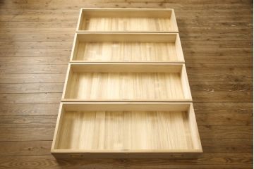 中古　伝統工芸品　名古屋桐箪笥　気品ある佇まいが魅力の総桐箪笥ローチェスト(並厚、総桐たんす、ローボード、引き出し)(R-059559)