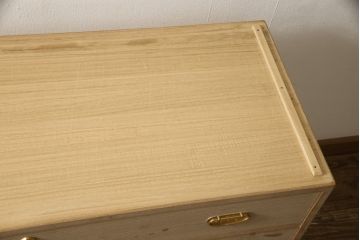 中古　伝統工芸品　名古屋桐箪笥　気品ある佇まいが魅力の総桐箪笥ローチェスト(並厚、総桐たんす、ローボード、引き出し)(R-059559)