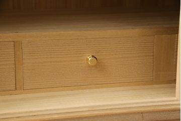 中古　伝統工芸品　名古屋桐箪笥　和の趣あふれる空間を演出する総桐箪笥テレビ台(並厚、総桐たんす、テレビボード、ローボード、ローチェスト)(R-059561)