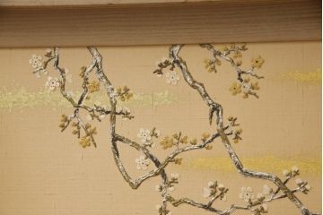 中古　伝統工芸品　名古屋桐箪笥　和の趣あふれる空間を演出する総桐箪笥テレビ台(並厚、総桐たんす、テレビボード、ローボード、ローチェスト)(R-059561)