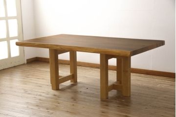 中古　美品　木目が空間のアクセントになるモンキーポッド一枚板のダイニングテーブル(作業台、6人掛け)(定価約30万円)(R-059564)