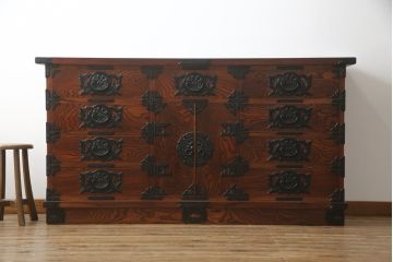中古　美品　岩谷堂箪笥　迫力ある杢目が印象的なサイドボード(引き出し、チェスト、和たんす)(R-059566)
