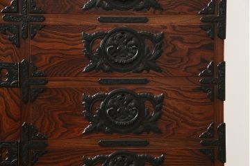 中古　美品　岩谷堂箪笥　迫力ある杢目が印象的なサイドボード(引き出し、チェスト、和たんす)(R-059566)