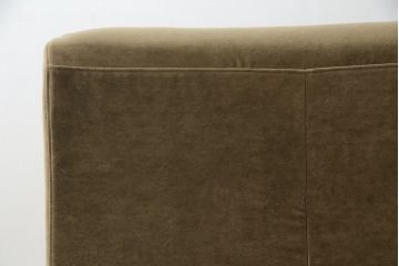 中古　日本フクラ(HUKLA)　CARO(カーロ)　モダンな空間にもクラシックな空間にもマッチ!　やさしい色味のファブリックが素敵な一人掛けソファ(1Pソファ、アームソファ、アームチェア、椅子)(R-059573)