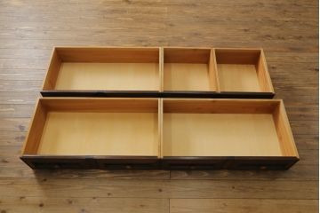 中古　松本民芸家具　レア品　C型ボールフット洋タンス　クラシカルなジャコビアン様式が目を惹くチェスト(引き出し)(定価約72万円)(R-059576)