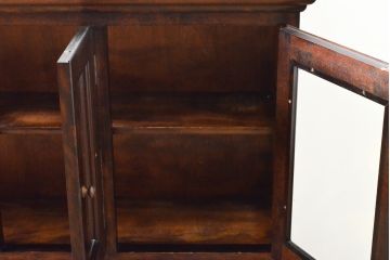 リメイクベース　中古　松本民芸家具　落ち着きのある佇まいが魅力の壁掛けカップボード(収納棚、戸棚、食器棚、キャビネット、吊り戸棚)(R-059579)