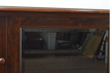 中古　松本民芸家具　シックな佇まいが和洋折衷の空間に取り入れやすいC-型サイドボード(リビングボード、サイドキャビネット)(定価約60万5千円)(R-059581)