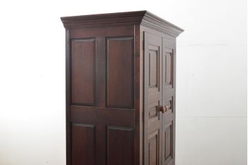 中古　美品　希少!!　松本民芸家具　ナラ材　丸い取っ手がアクセントのE型洋服タンス(ワードローブ、ジャケットタンス、収納棚、衣装タンス)(定価約82万円)(R-059583)