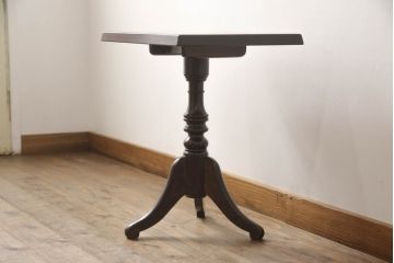 中古　絶版品　松本民芸家具　クラシカルな挽き物加工の脚がおしゃれなコーヒーテーブル(カフェテーブル、サイドテーブル)(R-059589)