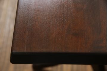 中古　絶版品　松本民芸家具　クラシカルな挽き物加工の脚がおしゃれなコーヒーテーブル(カフェテーブル、サイドテーブル)(R-059589)