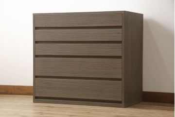 中古　超美品　モダンデザイン　老舗　桐屋田中　直線的でシンプルなデザインが格好良い加茂総桐箪笥(定価約55万円)(並厚、チェスト、桐たんす、和タンス、衣装箪笥)(R-059595)