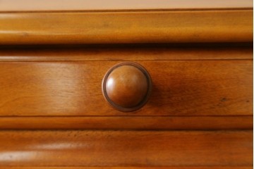 中古　横浜クラシック家具　ダニエル(Daniel)　アーリーアメリカン　気品漂うライティングビューロー　(R-059596)