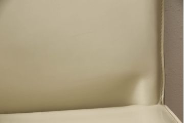中古　Cassina(カッシーナ)　412　CAB(キャブ)　MARIO BELLINI(マリオベリーニ)　アイボリー　シンプルモダンな空間づくりに活躍するアームレスチェア(ダイニングチェア、椅子、イス)(定価約21万円)(R-059602)
