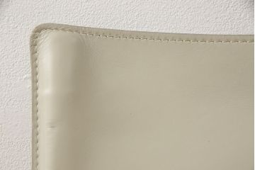 中古　Cassina(カッシーナ)　412　CAB(キャブ)　MARIO BELLINI(マリオベリーニ)　アイボリー　シンプルモダンな空間づくりに活躍するアームレスチェア(ダイニングチェア、椅子、イス)(定価約21万円)(R-059603)