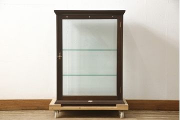 アンティーク家具　マホガニー材　シンプルな中にも品の良さが感じられるガラスケース(ショーケース、飾り棚、収納棚)(R-059614)