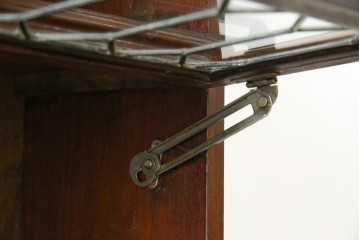 イギリスアンティーク　マホガニー材　ステンドグラスがクラシカルな雰囲気を高めるブックケース　(R-059618)