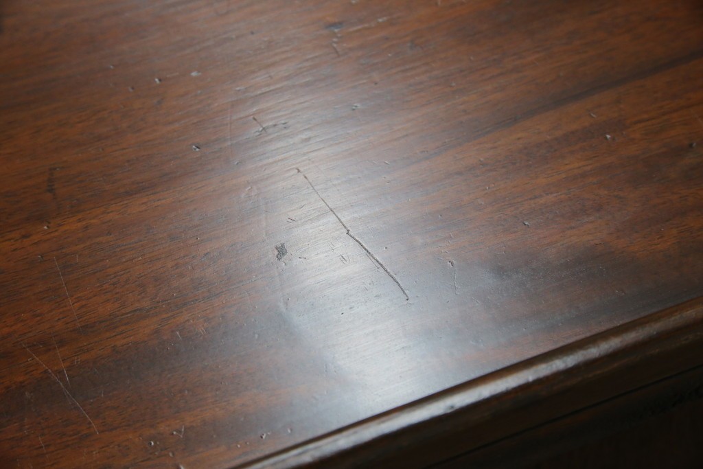 イギリスアンティーク　マホガニー材　ステンドグラスがクラシカルな雰囲気を高めるブックケース　(R-059618)