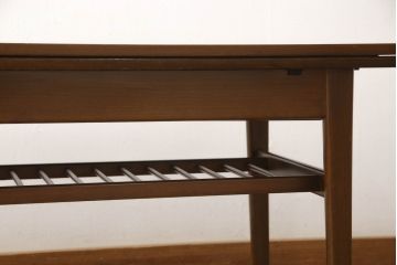 デンマークビンテージ　チーク材　機能的なデザインとつくりが魅力的なエレベーターテーブル(ダイニングテーブル、エクステンションテーブル、作業台、バタフライテーブル、ヴィンテージ、北欧)(R-059629)