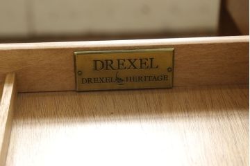 中古　美品　DREXEL HERITAGE(ドレクセルヘリテイジ)　シンプルで洗練された美しさを感じるデスク(コンソールテーブル、作業台、ワークデスク、在宅ワーク用、在宅用)(R-059630)