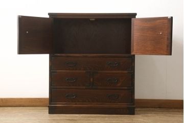 中古　美品　志太民芸家具　中桐　金具が印象的な箪笥(タンス、引き出し、収納箪笥、サイドチェスト)(定価約28万円)(R-059631)