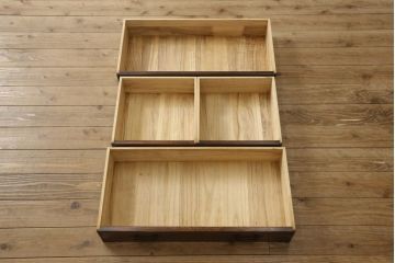 中古　美品　志太民芸家具　中桐　金具が印象的な箪笥(タンス、引き出し、収納箪笥、サイドチェスト)(定価約28万円)(R-059631)