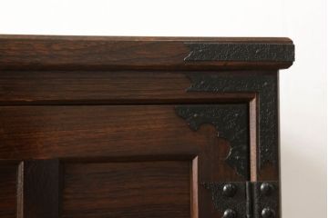中古　美品　志太民芸家具　中桐　金具が印象的な箪笥(タンス、引き出し、収納箪笥、サイドチェスト)(定価約28万円)(R-059631)