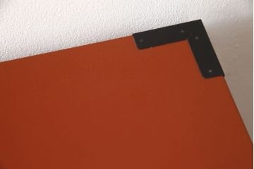 中古　高級品　田中家具　ケヤキ材　朱塗り　中桐　風格ある和の趣を演出してくれる二本松伝統家具の箪笥(衣装箪笥、引き出し、サイドチェスト)(定価約50万円)(R-059644)