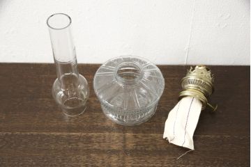 和製アンティーク　デッドストック品　巻芯14番　レトロな佇まいがお洒落な空間づくりに活躍するオイルランプ(灯油ランプ、卓上ランプ)(R-059658)