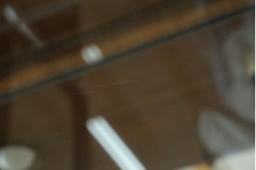 中古　美品　DREXEL HERITAGE(ドレクセルヘリテイジ)　シノワズリ様式　上品な佇まいが美しいチャイナキャビネット(定価約340万円)(食器棚、キュリオケース、ガラスケース、ショーケース、戸棚、飾り棚)(R-059661)