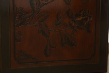 中古　美品　DREXEL HERITAGE(ドレクセルヘリテイジ)　シノワズリ様式　上品な佇まいが美しいチャイナキャビネット(定価約340万円)(食器棚、キュリオケース、ガラスケース、ショーケース、戸棚、飾り棚)(R-059661)