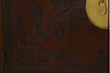 中古　美品　DREXEL HERITAGE(ドレクセルヘリテイジ)　シノワズリ様式　上品な佇まいが美しいチャイナキャビネット(定価約340万円)(食器棚、キュリオケース、ガラスケース、ショーケース、戸棚、飾り棚)(R-059661)