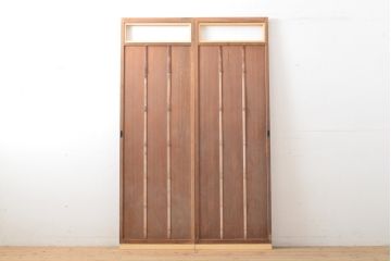 アンティーク建具　昭和中期　高級品　柾目が美しい!　ガラス入り板戸2枚セット(引き戸、建具)(R-059666)