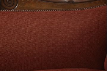 アンティーク家具　フランスアンティーク　マホガニー材　象嵌入り　優雅なフォルムが美しいフランスアンティークの 2人掛けアームソファ(ラブソファ、アームソファ、3人掛け)(R-059668)