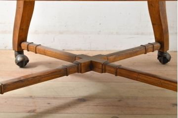 中古　DREXEL HERITAGE(ドレクセルヘリテイジ)　Grand Villa(グランドヴィラ)　くつろぎの時間を演出するキャスター付きパーティーチェア(ダイニングチェア、アームチェア)(定価約20万円)(R-059669)