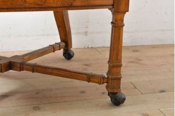 中古　DREXEL HERITAGE(ドレクセルヘリテイジ)　Grand Villa(グランドヴィラ)　くつろぎの時間を演出するキャスター付きパーティーチェア(ダイニングチェア、アームチェア)(定価約20万円)(R-059669)