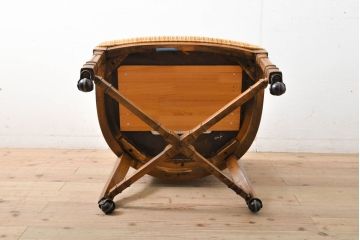 中古　DREXEL HERITAGE(ドレクセルヘリテイジ)　Grand Villa(グランドヴィラ)　くつろぎの時間を演出するキャスター付きパーティーチェア(ダイニングチェア、アームチェア)(定価約20万円)(R-059669)