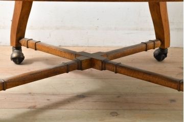 中古　DREXEL HERITAGE(ドレクセルヘリテイジ)　Grand Villa(グランドヴィラ)　くつろぎの時間を演出するキャスター付きパーティーチェア(ダイニングチェア、アームチェア)(定価約20万円)(R-059670)