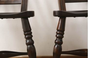 ビンテージ家具　松本民芸家具　クラシカルなダイニングづくりにぴったりの安川式スピンドルチェア2脚セット(板座チェア、ダイニングチェア、椅子、ヴィンテージ)(R-059681)