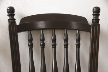 ビンテージ家具　松本民芸家具　クラシカルなダイニングづくりにぴったりの安川式スピンドルチェア2脚セット(板座チェア、ダイニングチェア、椅子、ヴィンテージ)(R-059682)