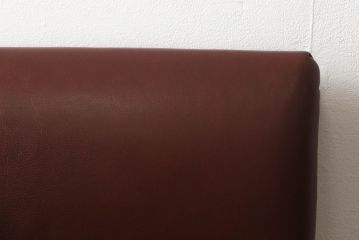 中古　CONDE HOUSE(カンディハウス)　ナラ材　スタイリッシュなデザインと本革が美しいオットマンセットのイージーチェア(1人掛けソファ、1Pソファ、椅子、イス、ダイニングチェア、ダイニングソファ、アームチェア、フットスツール)(R-059688)