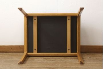 中古　CONDE HOUSE(カンディハウス)　ナラ材　スタイリッシュなデザインと本革が美しいオットマンセットのイージーチェア(1人掛けソファ、1Pソファ、椅子、イス、ダイニングチェア、ダイニングソファ、アームチェア、フットスツール)(R-059688)