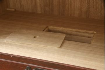 中古　美品　木地呂塗り　三方欅(ケヤキ)材　玉杢　民芸仙台箪笥　玉杢が珍しい特注収納箪笥(整理箪笥、衣装たんす、和タンス、引き出し)(R-059702)