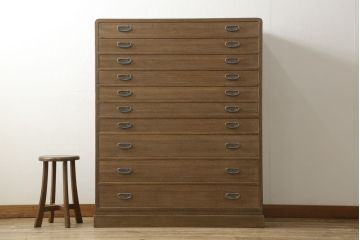 中古　美品　伝統工芸士・森脇一喜作　かくし付き　引き出し10杯　落ち着きのある色合いが魅力的な焼桐仕上げの総桐紀州箪笥(総桐たんす、総桐箪笥、着物箪笥、引き出し、和タンス)(R-059708)