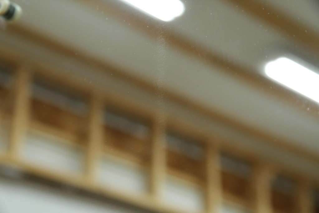 ※塗装にダメージあり※　和製ヴィンテージ　最高級品　総漆塗り　漆絵入り　内部桐材　品のある雰囲気を醸し出すワードローブ　(R-059709)