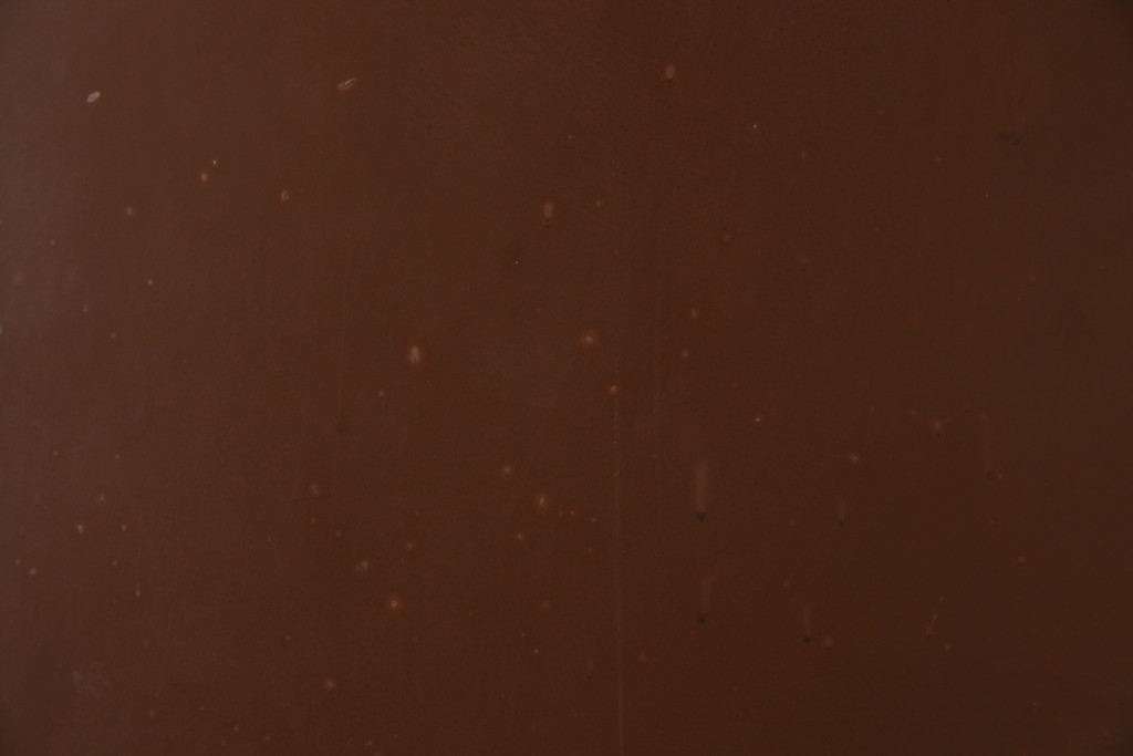 ※塗装にダメージあり※　和製ヴィンテージ　最高級品　総漆塗り　漆絵入り　内部桐材　品のある雰囲気を醸し出すワードローブ　(R-059709)