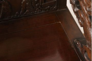 ビンテージ家具　中国　珍品　希少!　花梨(カリン)材　龍の彫刻が目を引くアームチェア(板座チェア、ダイニングチェア、椅子、ヴィンテージ)(R-059715)