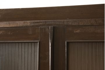 和製アンティーク　ペイント仕上げ限定　モールガラスがレトロな雰囲気を高めるブックケース(本箱、収納棚、戸棚、キャビネット)(R-059727)