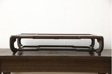 中古　美品　伝統工芸品　吉勝作　紫檀(シタン)　ぐれつ足入側　漆塗り　大振り　滑らかな木肌が上品な雰囲気を醸し出す花台(飾り台、盆栽卓)(R-059730)